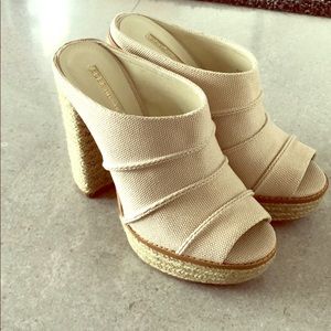 BCBG Cecely Slip on Platforms - size 8 brand new